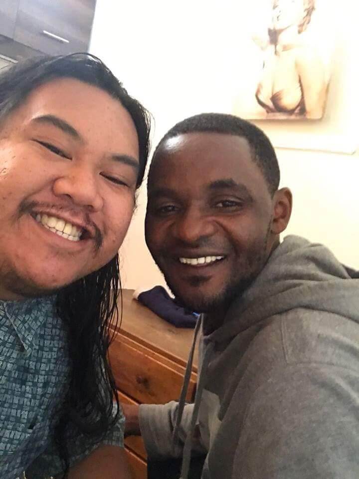 Social Media User Exposes  Gay Man Using  Tinder Dating App To Prey On Women And Men