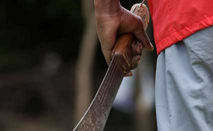 Man Chops Off Woman's head, Puts It In Her Handbag
