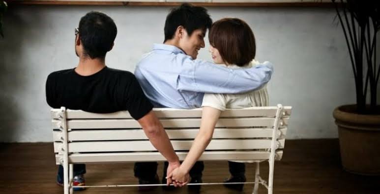 Drama After Twitter User Accuses Woman Of Sleeping With Her Husband