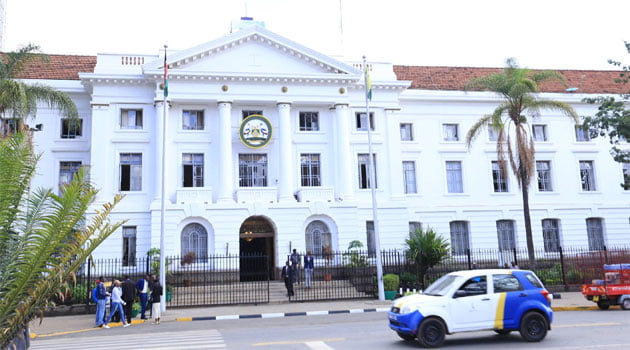 Activities At City Hall Paralyzed After Striking Workers Cut Off Power Supply