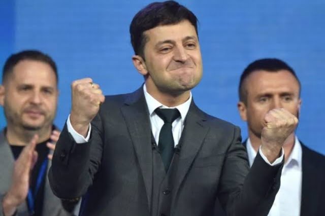 Breaking News: Ukrainian comedian Volodymyr Zelensky wins presidential election