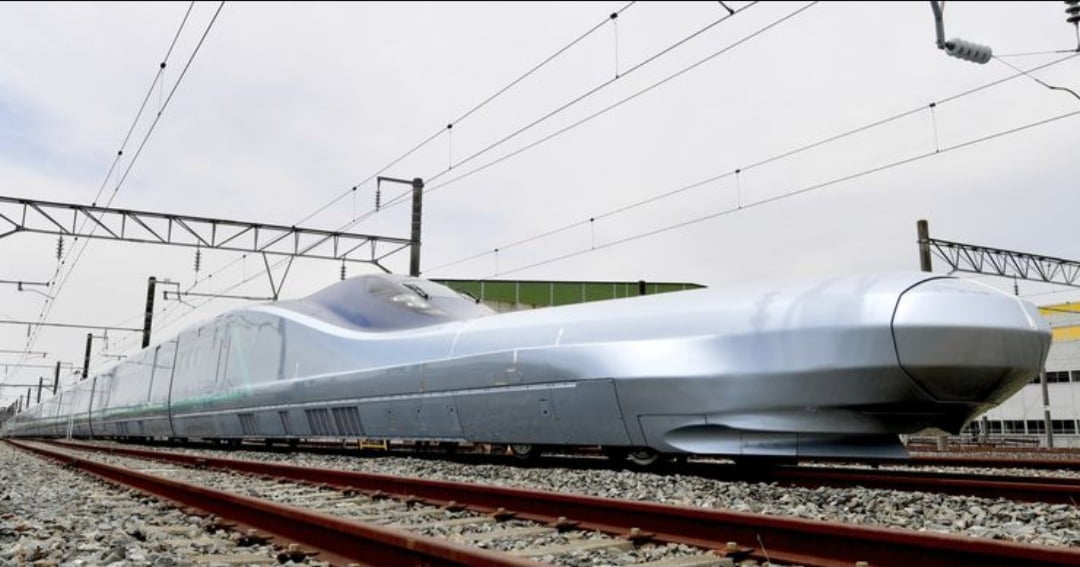 Japanese Technology: World's Fastest Bullet Train Starts High-Speed Tests