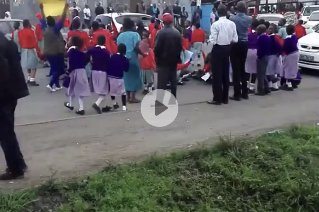 Video: School Kids Hold Street Protests Over Unsafe Road