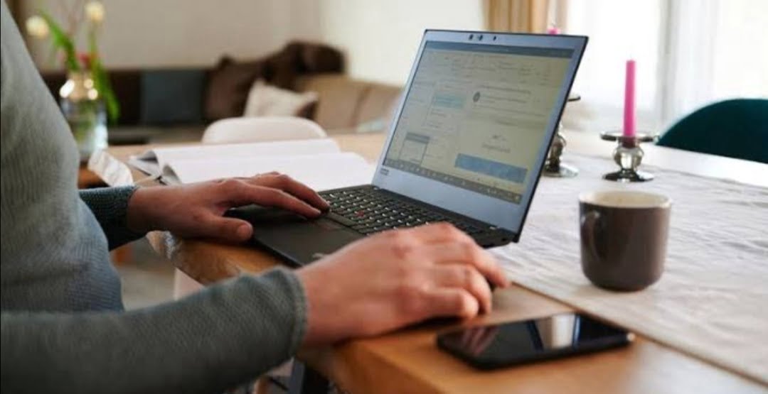 7 ways to stay productive while working from home