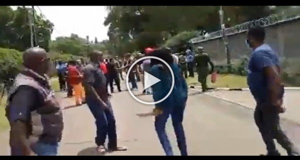 Footage: Running Battles In Nakuru As Police Unleash Tear Gas On Tanga Tanga MPs