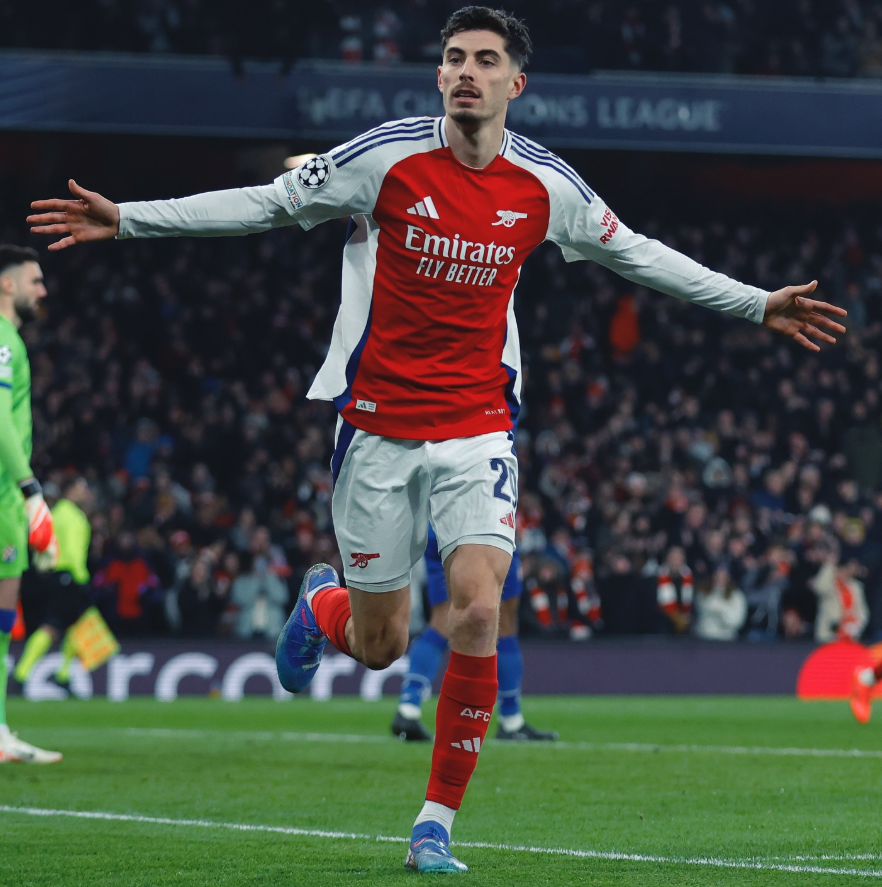 An image of Kai Havertz in an Arsenal kit during a Premier League match.