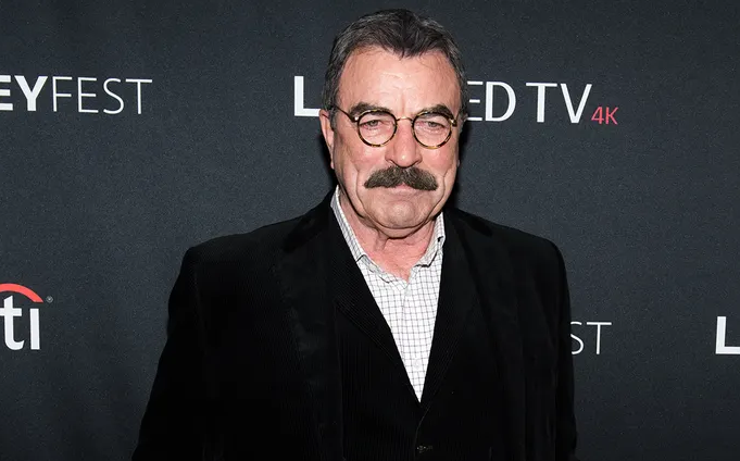 An image of Tom Selleck wearing a suit at a past event.