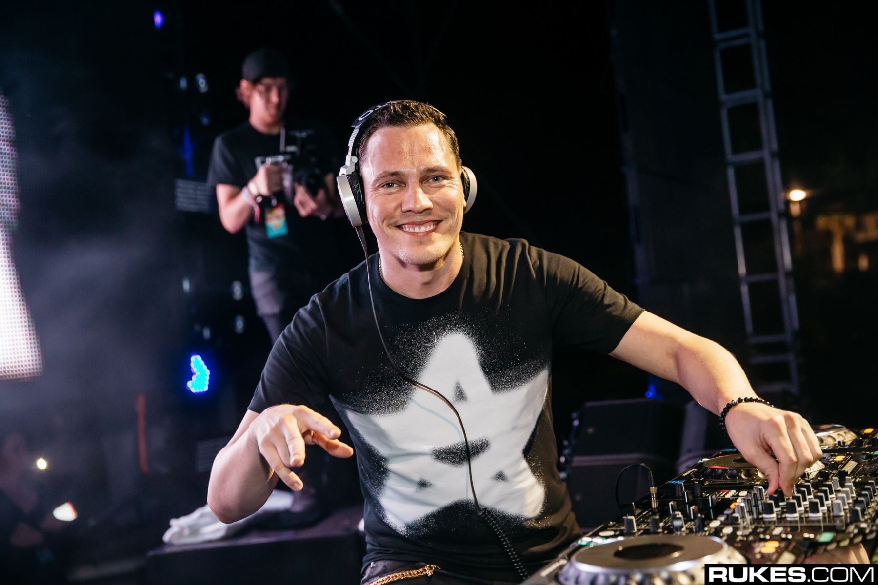 DJ Tiesto Net Worth, Income Sources, and Career Rise