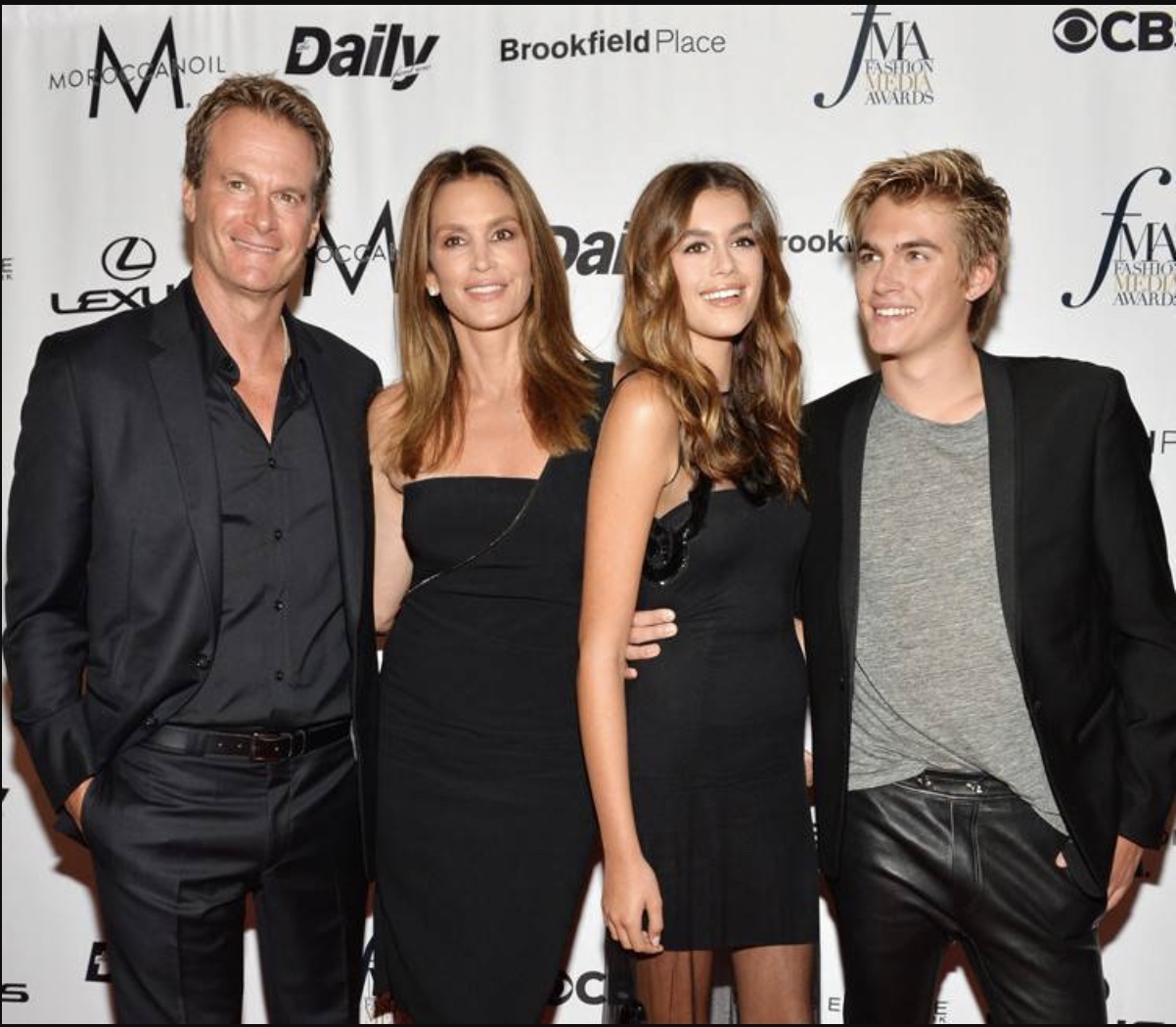 Cindy Crawford siblings